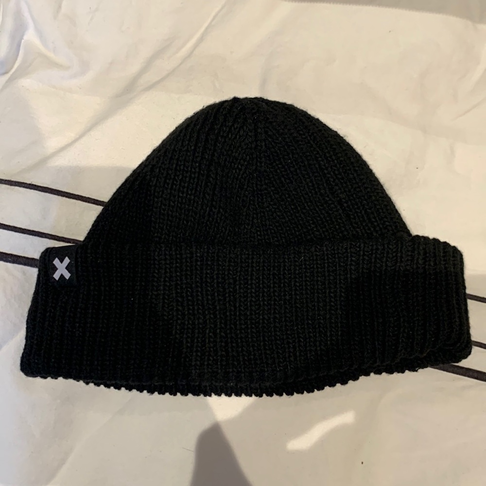 Black cap